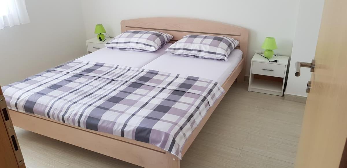 Abc Apartmani 沃希 外观 照片
