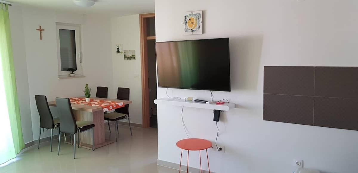 Abc Apartmani 沃希 外观 照片